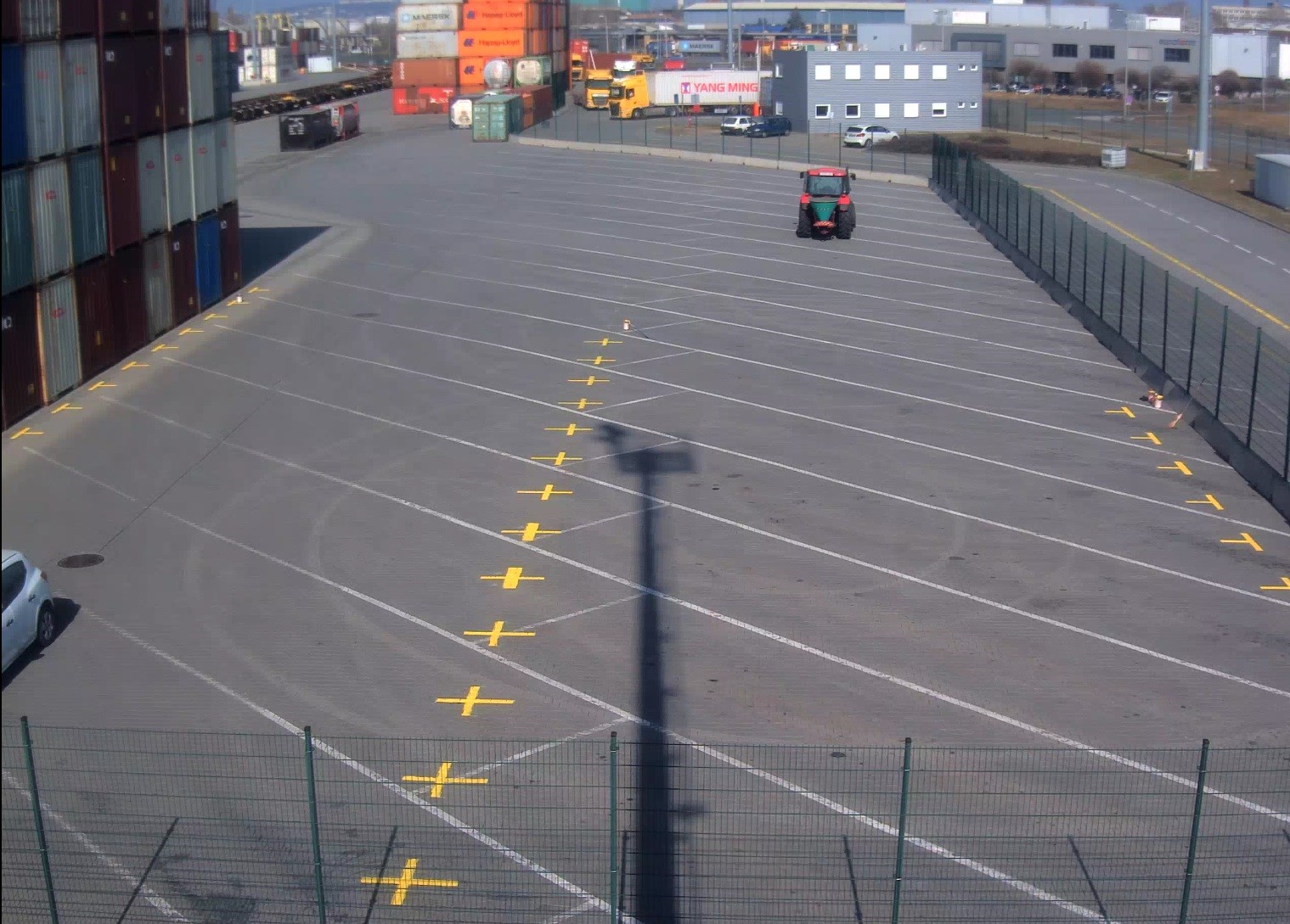 Открытие новых ворот и парковки для грузовых автомобилей METRANS Csepel, Будапешт – HU, обновление № 1